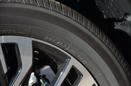 2020款三菱欧蓝德