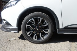 2020款三菱欧蓝德