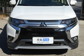 2020款三菱欧蓝德