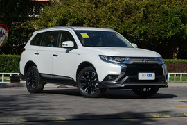 2020款三菱欧蓝德