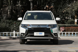 2020款三菱欧蓝德