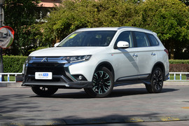 2020款三菱欧蓝德