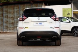   2021款 日产楼兰 2.5L XL 两驱智联豪华版