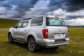 2021款郑州日产帕拉索