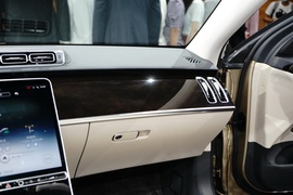 梅赛德斯迈巴赫S级