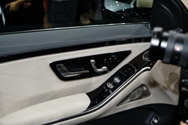 梅赛德斯迈巴赫S级