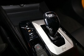 MG5潮越青奢限定版
