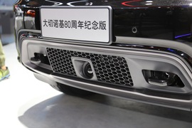  Jeep大切诺基80周年纪念版 广州车展实拍
