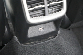 2020款起亚K5凯酷