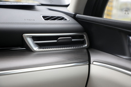 2020款起亚K5凯酷