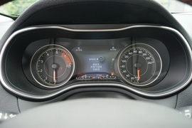  2020款 Jeep自由光 2.0T 四驱高性能旗舰版