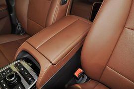 2014款现代雅科仕3.8L