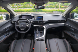   2020款东风标致4008 PHEV三擎豪华版