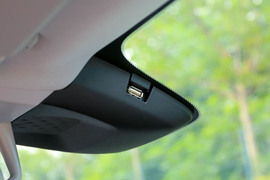 2020款新宝骏E300