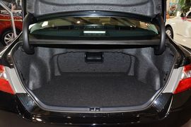 2014款丰田凯美瑞骏瑞