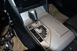 2014款丰田凯美瑞骏瑞