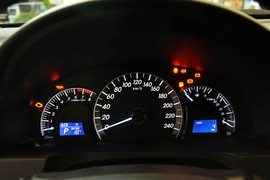 2014款丰田凯美瑞骏瑞