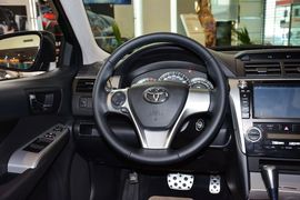 2014款丰田凯美瑞骏瑞