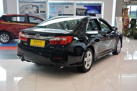 2014款丰田凯美瑞骏瑞