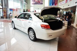 2014款丰田凯美瑞200G公务版