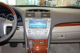 2014款丰田凯美瑞200G公务版