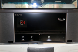 2020款雷克萨斯LM