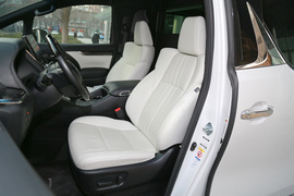 2020款雷克萨斯LM