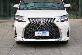 2020款雷克萨斯LM