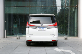 2020款雷克萨斯LM