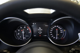 2021款阿尔法罗密欧Stelvio