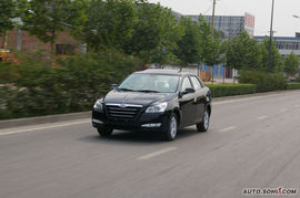 2009款东风风神S30抢先试驾