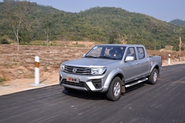 2021款东风锐骐皮卡