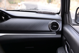 2021款东风锐骐皮卡