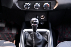 2021款东风锐骐皮卡