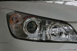 2009款东风风神S30抢先试驾