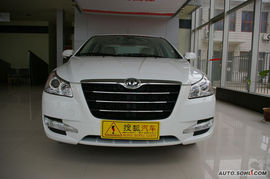 2009款东风风神S30抢先试驾