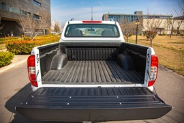 2021款日产纳瓦拉