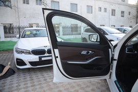 2021款宝马325Li