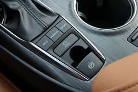 2021款广汽丰田凯美瑞