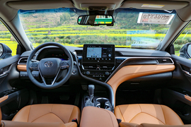 2021款广汽丰田凯美瑞