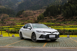 2021款广汽丰田凯美瑞