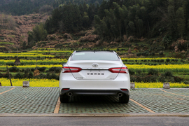 2021款广汽丰田凯美瑞