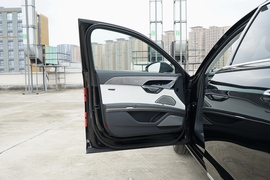 2021款奥迪A8L