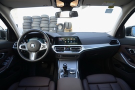 2021款宝马325Li