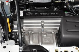 2012款宝骏乐驰1.0L手动优越型