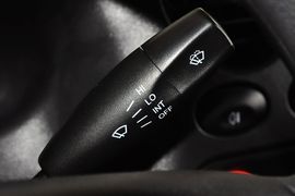 2012款宝骏乐驰1.0L手动优越型