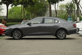   2021款 现代名图 1.8L CVT精英版GLX