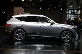 捷尼赛思GV80