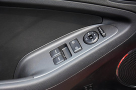 2014款起亚速迈1.6T豪华版