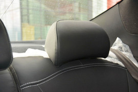 2014款起亚速迈1.6T豪华版